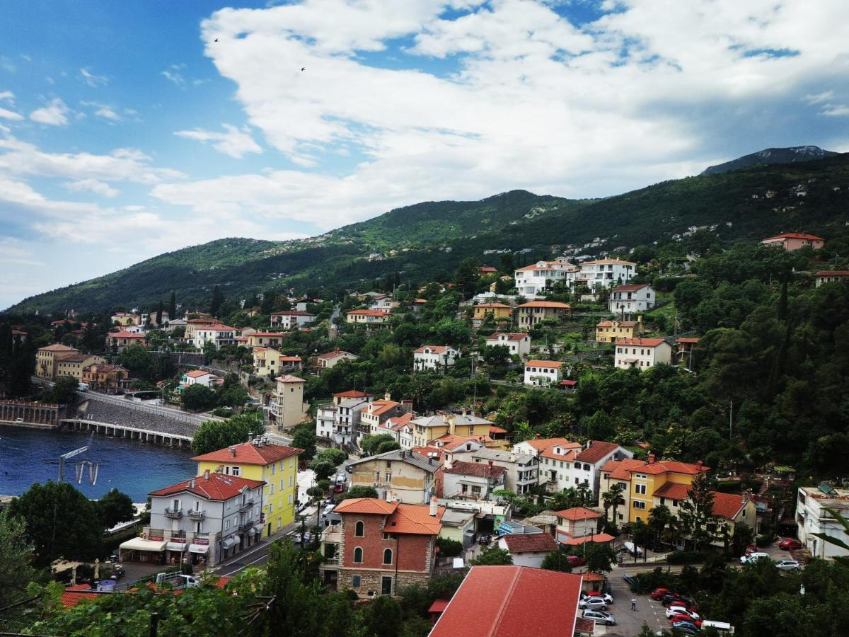 Apartment Grzin Lovran Εξωτερικό φωτογραφία