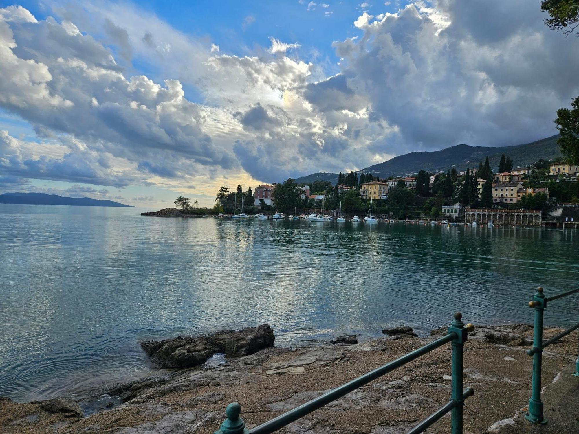 Apartment Grzin Lovran Εξωτερικό φωτογραφία